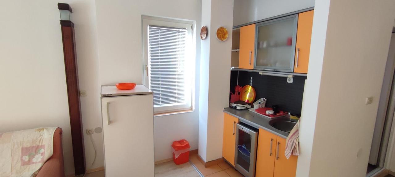 Apartments Vela - Pestani, Охрид Екстериор снимка