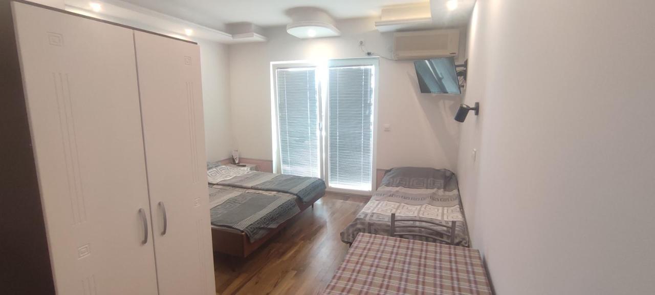 Apartments Vela - Pestani, Охрид Екстериор снимка