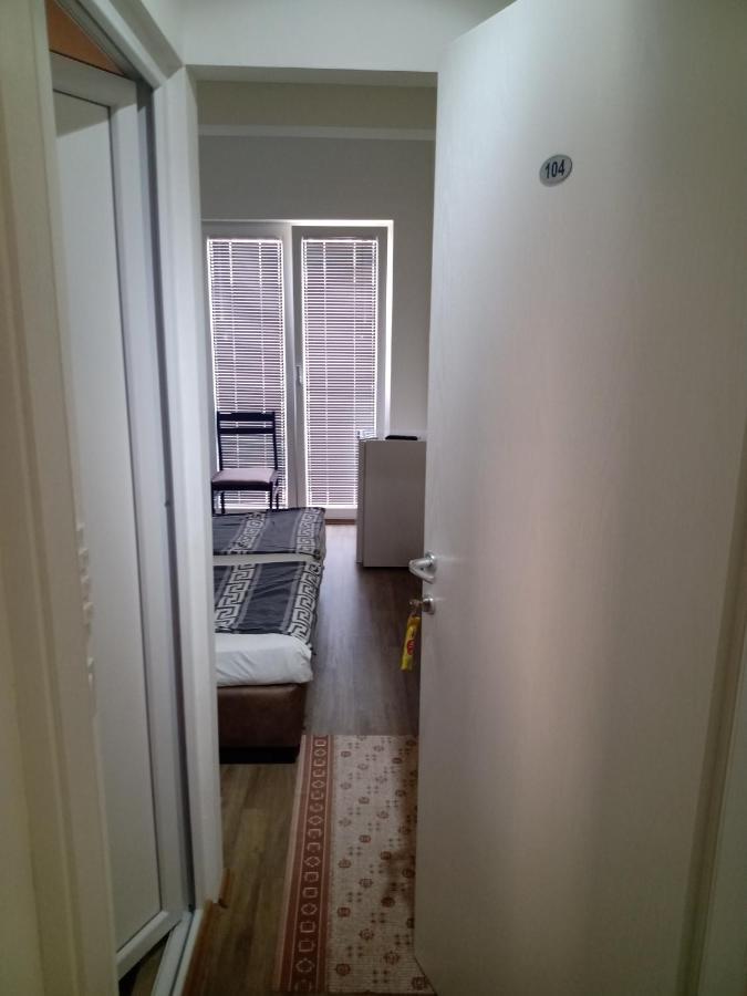 Apartments Vela - Pestani, Охрид Екстериор снимка