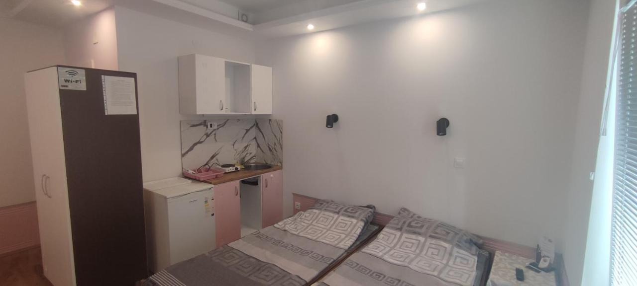 Apartments Vela - Pestani, Охрид Екстериор снимка